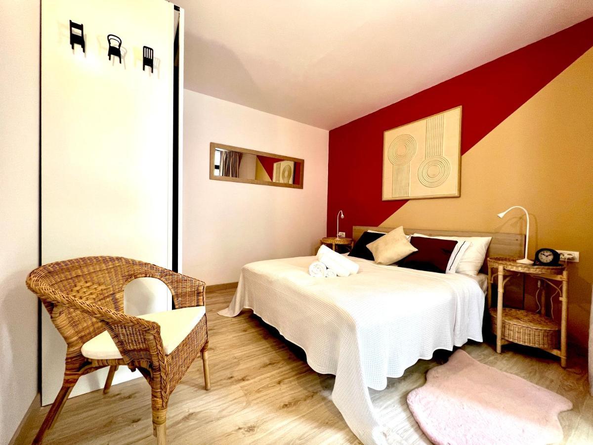 Stunning Lovely Flat With Pool And Strong Wi-Fi, 31 阿罗纳 外观 照片