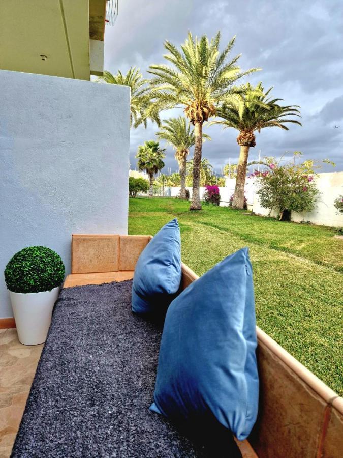 Stunning Lovely Flat With Pool And Strong Wi-Fi, 31 阿罗纳 外观 照片